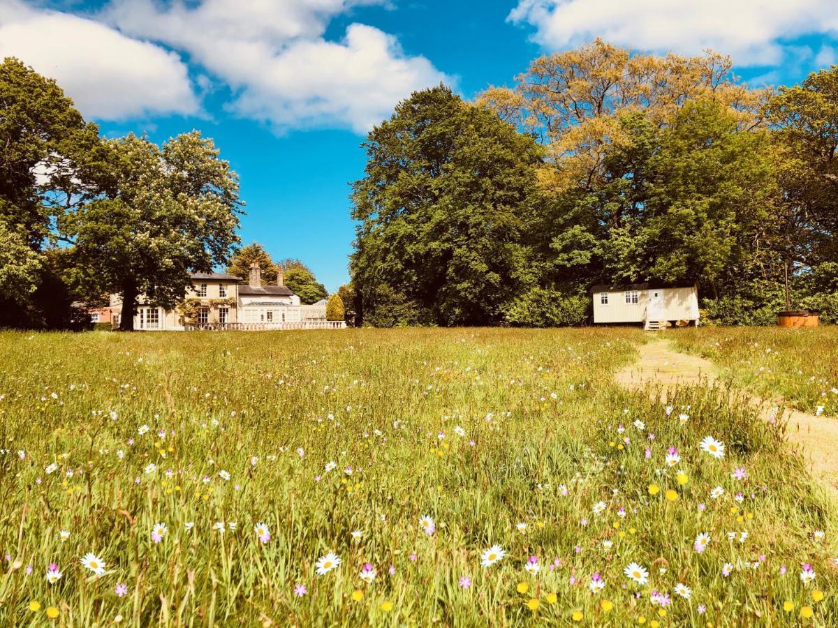 Herringfleet Somerleyton Meadows - The Hideaway Hut & Hot Tub المظهر الخارجي الصورة